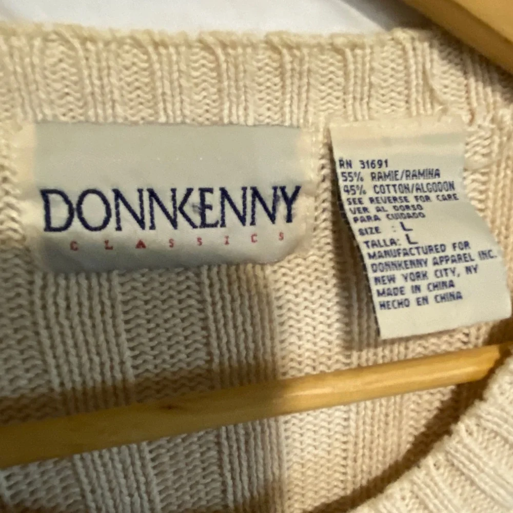 DONKENNY vintage lion sweater embroidered cream crewneck womens L big cat